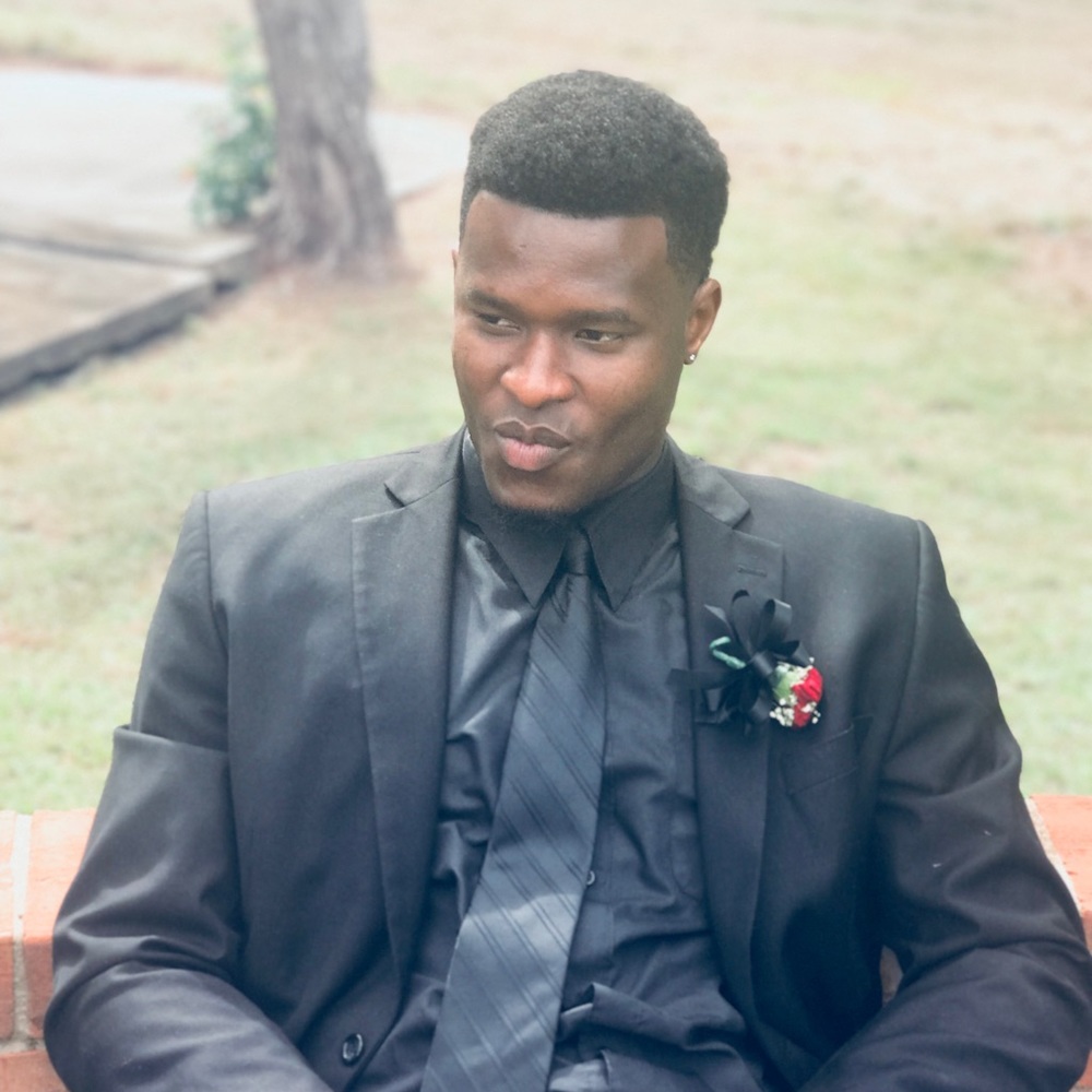 Meet your Posher, Babatunde